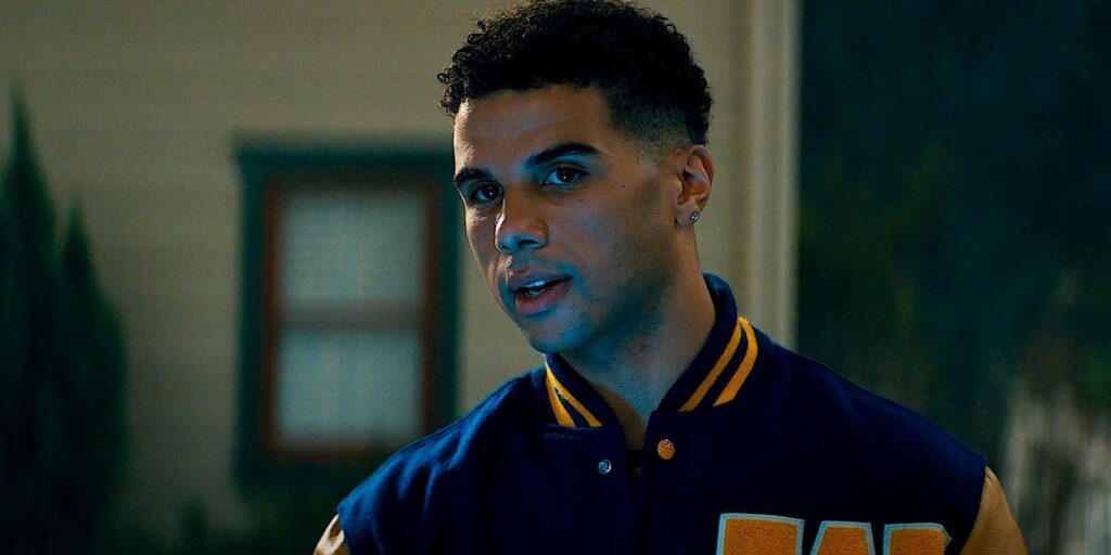 Good Looking Actors Get To Live In Scream 2022