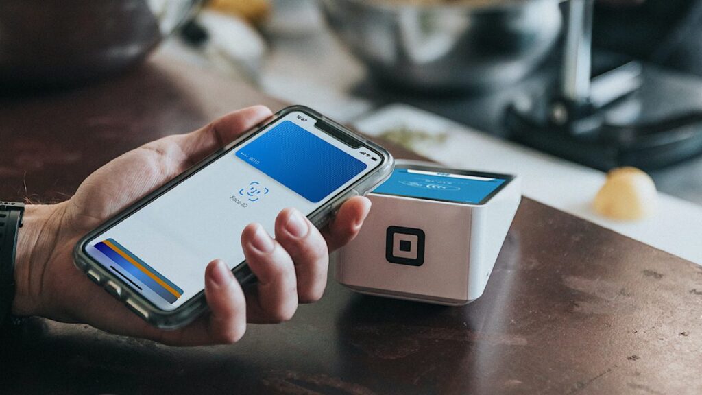 ‘Tap To Pay’- Apple’s New Feature Will Now Let The Iphones Accept Contactless Payments