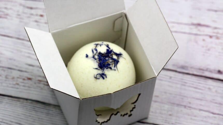 What Are the Advantages of Personalized Bath Bomb Boxes?