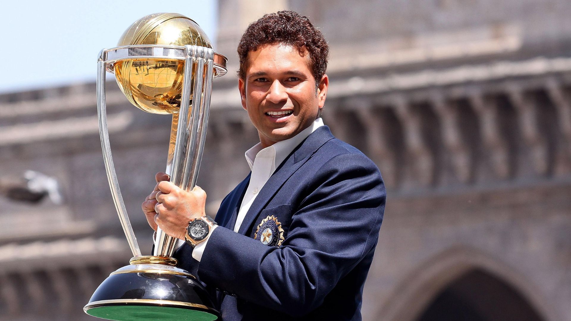 Sachin Tendulkar Net Worth: How Rich is The God of Cricket?