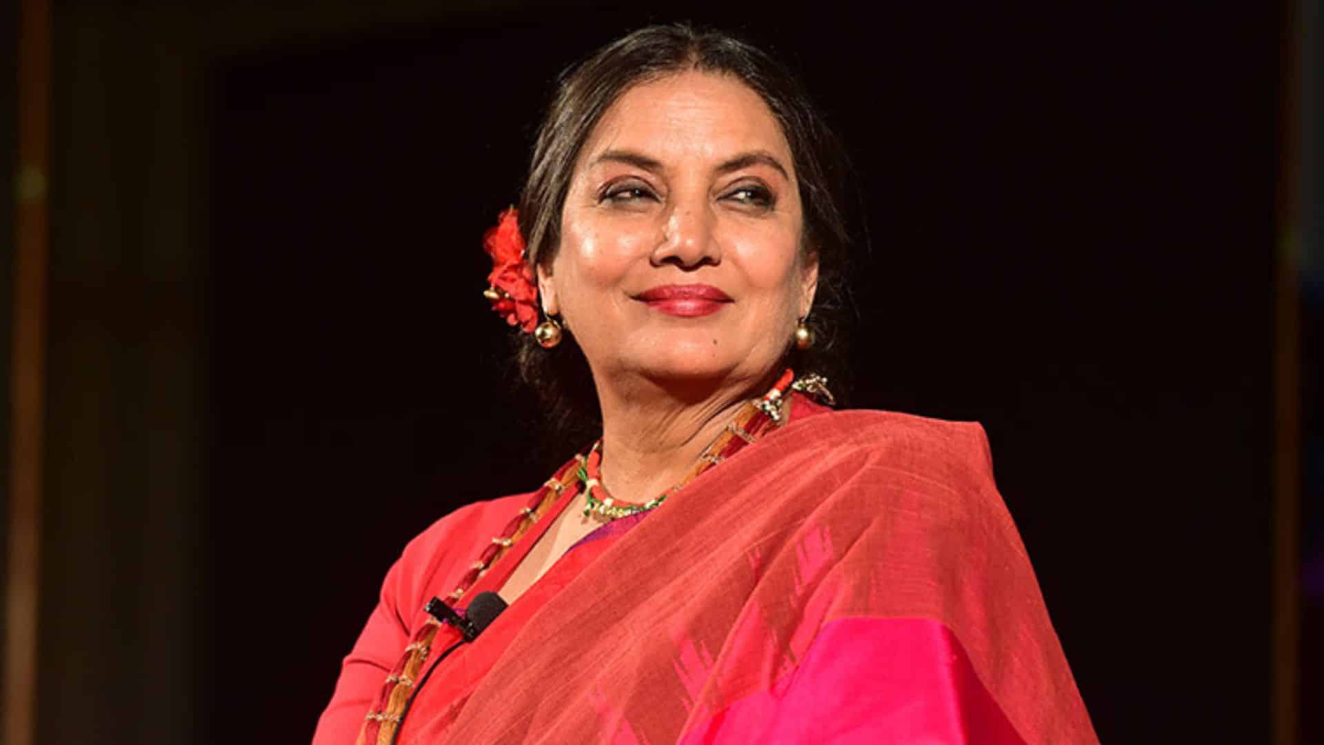 Shabana Azmi Hottest Mature Actresses in Bollywood