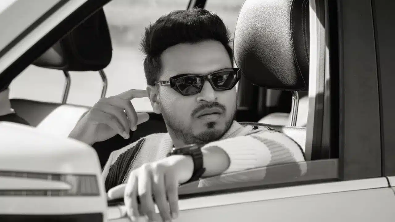 Amit Bhadana’s Net Worth, Age, Girlfriend & Biography