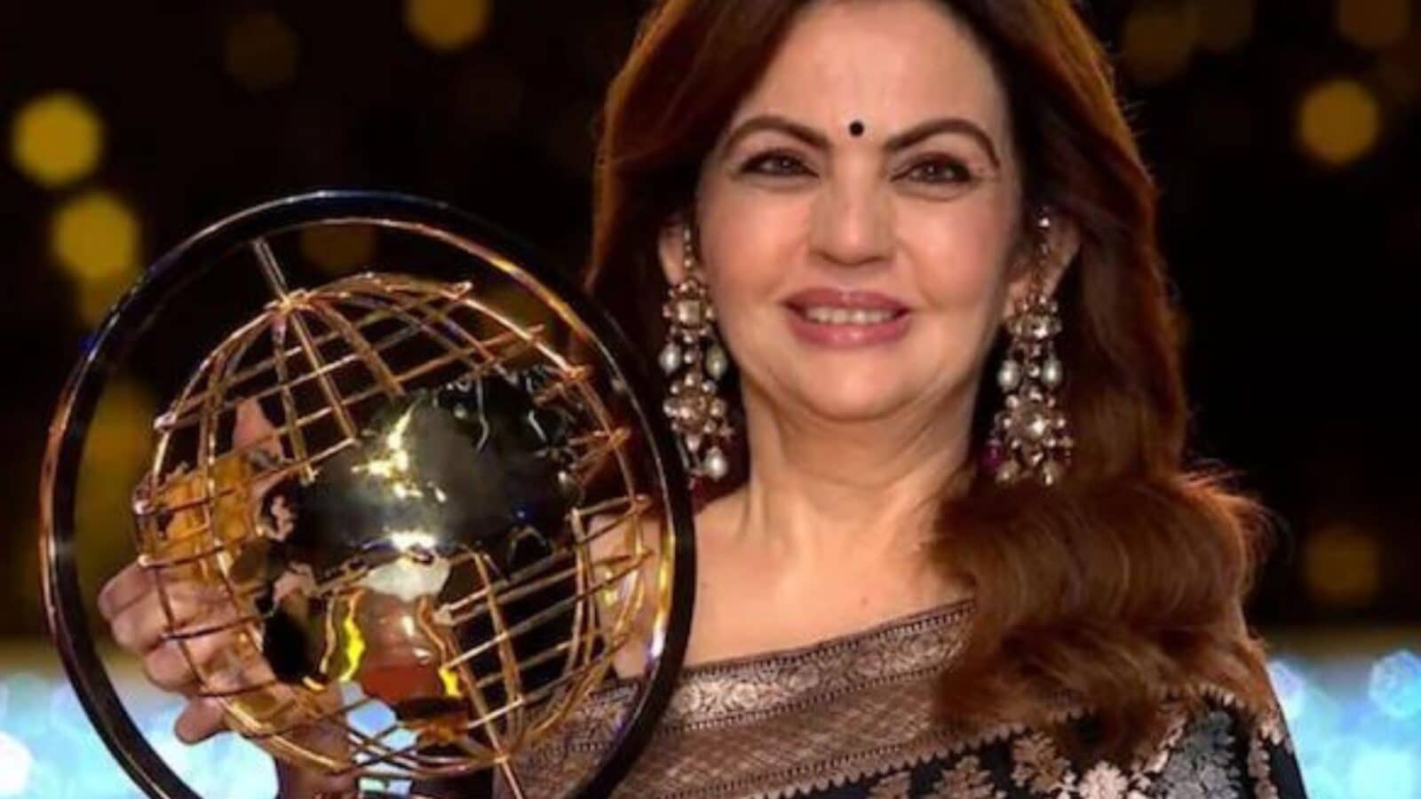 Nita Ambani Wins the Miss World Foundation’s Humanitarian Award