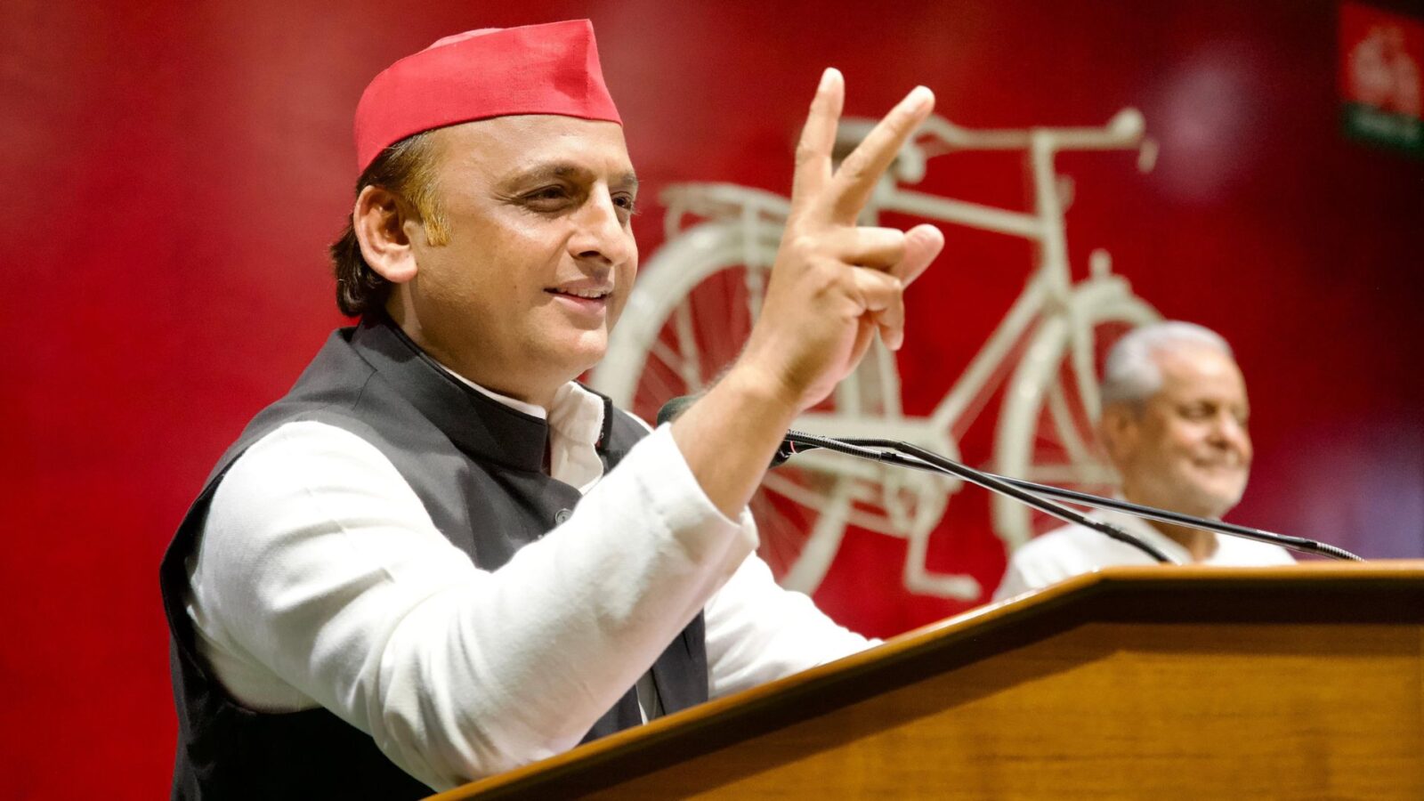 Akhilesh Yadav’s Net Worth, Education, Politics and More