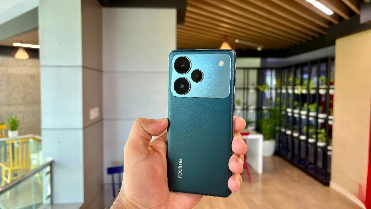 The Realme P4 Pro 5G Redefines Mid-Premium by Setting New Benchmarks