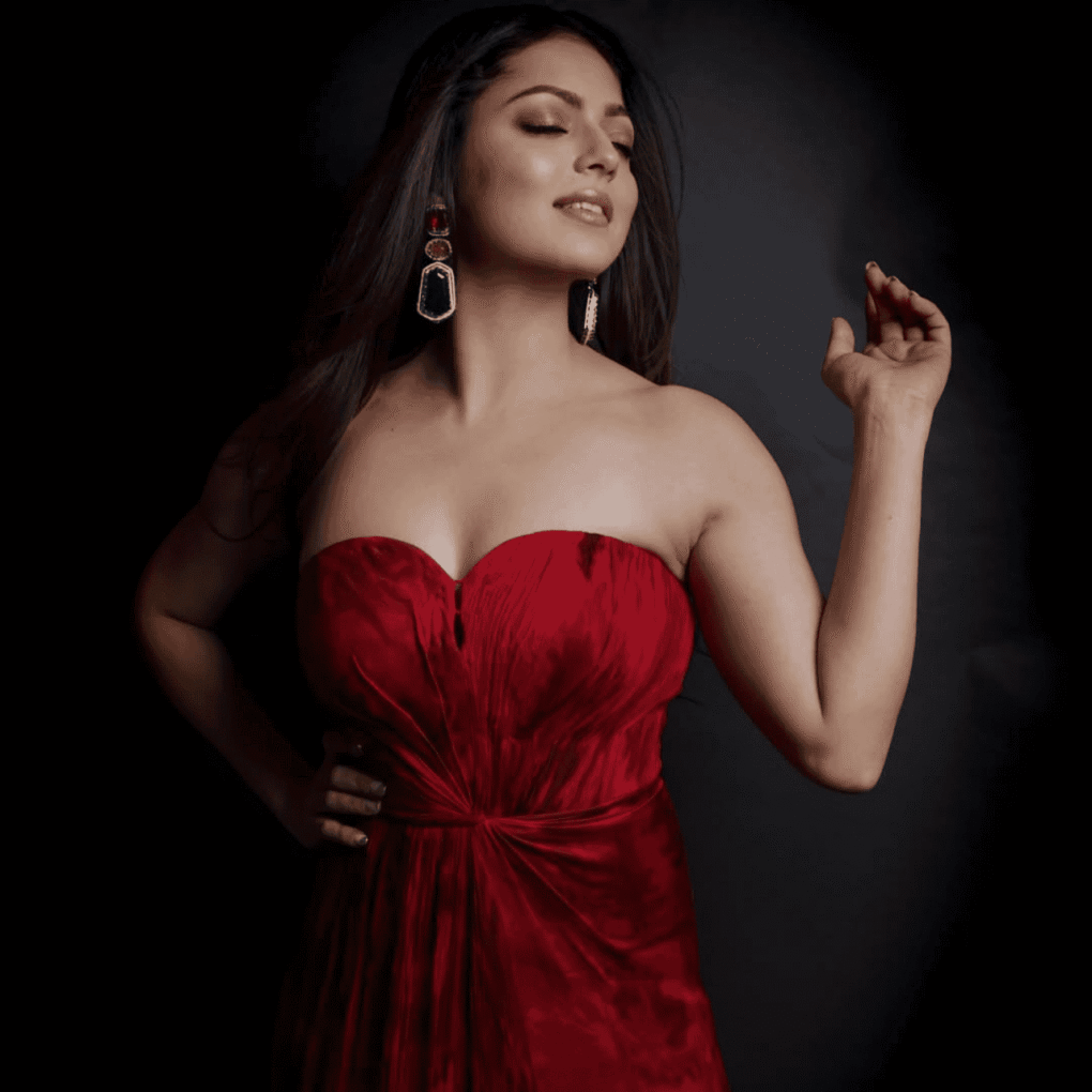 Drashti Dhami