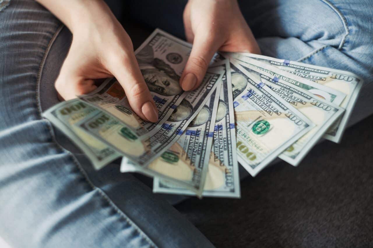Using a Dashboard for Financial Management