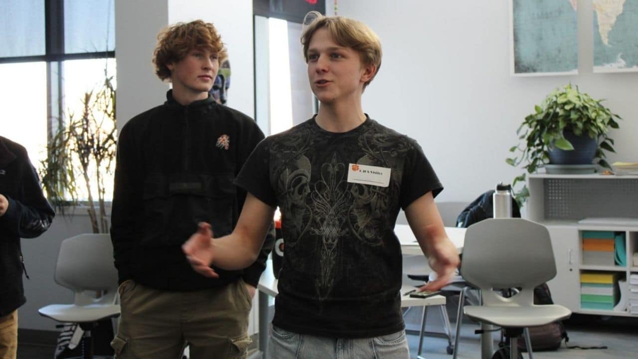 Know About the American Content Creator Dean Withers Net Worth