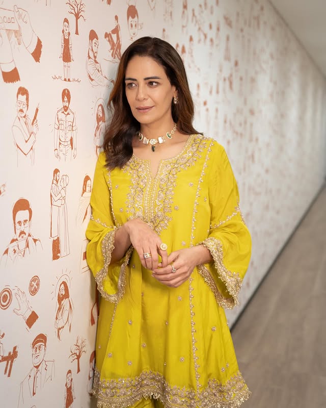 Who is Mona Singh?