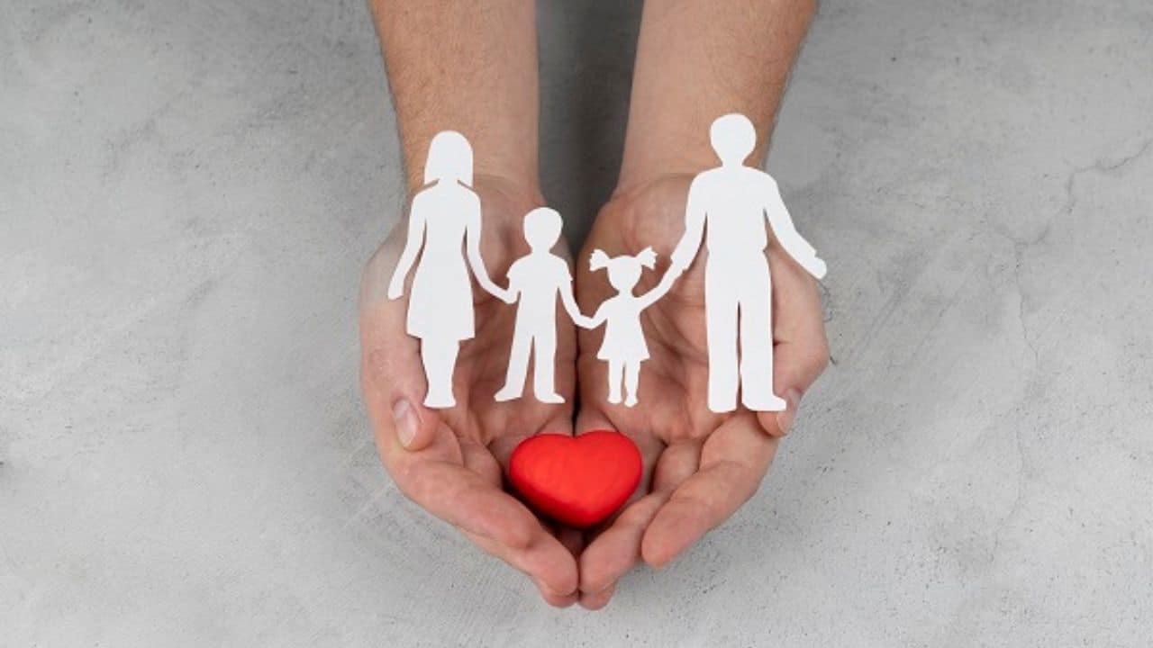 Family Floater Health Insurance vs Family Health Insurance: What's the Difference?