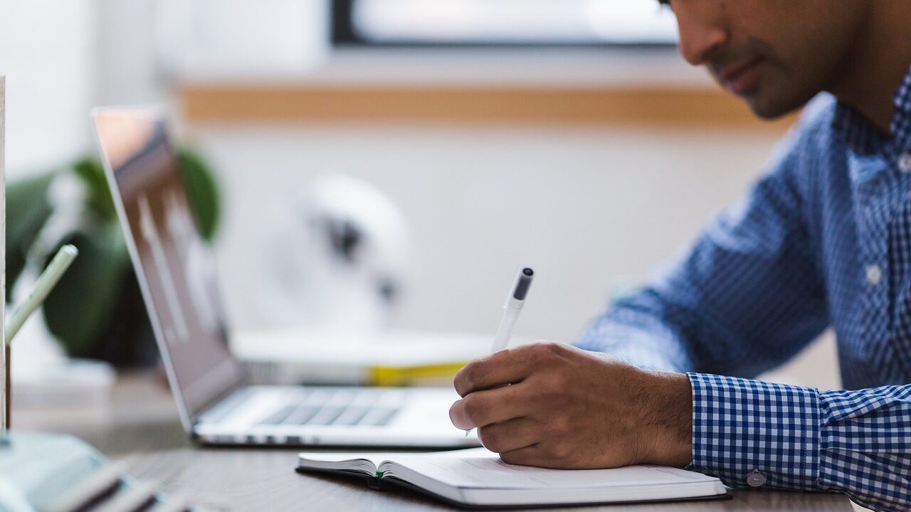 Is Online BBA a Good Career Option After 12th in India? Complete Guide