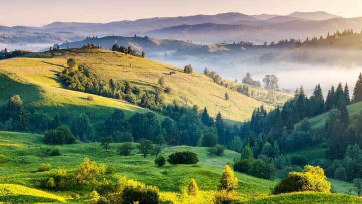 Explore these 20 Beautiful Hill Stations in Asia